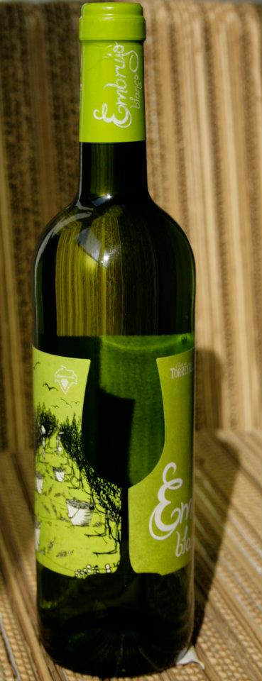 Embrujo blanco. Detalle troquel etiqueta. Diseño labeling para vino blanco de las bodegas Torrevellisca-Zagromonte