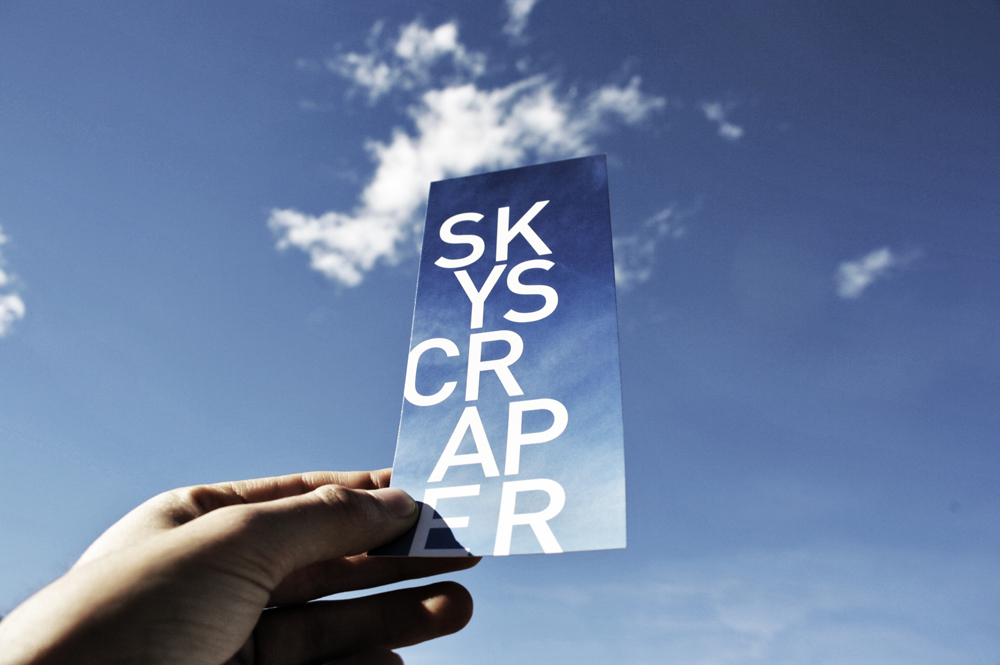 Impresión flyers exposición skyscraper. offset CMYK 4+4 sobre papel estucado mate 350gr